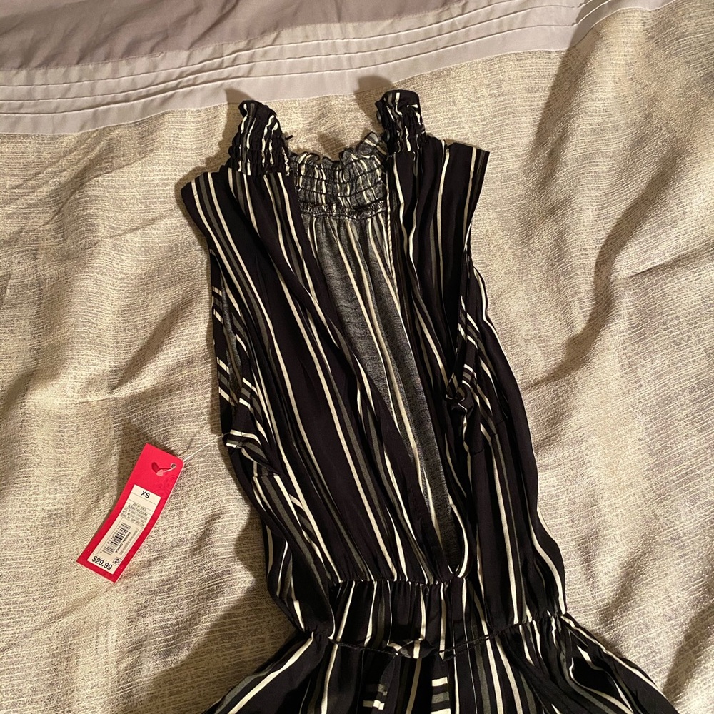 Jumpsuit - Picture 2 of 5